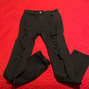 Black ripped skinny jeans